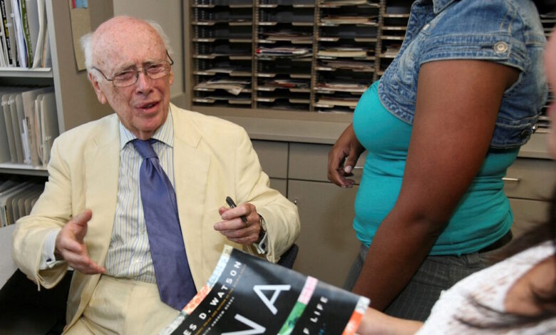 Πέθανε-ο-Τζέιμς-Γουάτσον-που-ανακάλυψε-τη-δομή-του-dna-–-Μαζί-με-τους-Κρικ-και-Γουίλκινς-βραβεύτηκαν-με-το-Νόμπελ-Ιατρικής-το-1962