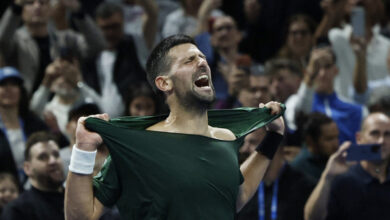 Ο-Νόβακ-Τζόκοβιτς-έσκισε-τη-φανέλα-του-πανηγυρίζοντας-τον-τίτλο-του-hellenic-championship