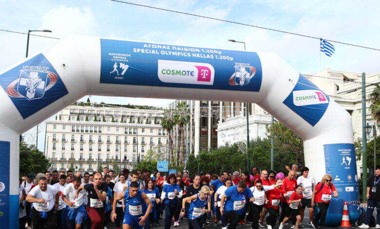 42ος-Αυθεντικός-Μαραθώνιος-2025:-Ανοιχτή-η-Μαραθώνος-μέχρι-τη-Ραφήνα-–-Το-απόγευμα-ανοίγουν-οι-δρόμοι-στο-κέντρο-της-Αθήνας