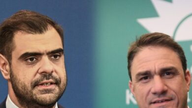 Κόντρα-Παύλου-Μαρινάκη-με-τον-Κώστα-Τσουκαλά:-«Στο-ΠΑΣΟΚ-η-βελόνα-έχει-κολλήσει»-–-«Πέταξε-τη-μπάλα-στην-εξέδρα»