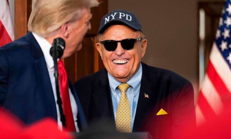 Τραμπ:-Αμνηστία-στον-Ρούντι-Τζουλιάνι-και-άλλους-κατηγορούμενους-για-τον-φάκελο-«Καπιτώλιο»