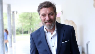 Γιάννης-Στάνκογλου:-«Ξυπνώ-7-το-πρωί-για-να-μαγειρέψω-στα-παιδιά-μου-–- Κοντεύω-πενταετία-ελεύθερος»