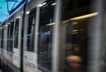 Σύγκρουση-τρένου-με-μηχανή-στη-Λένορμαν-–-Καλά-στην-υγεία-τους-οι-επιβάτες