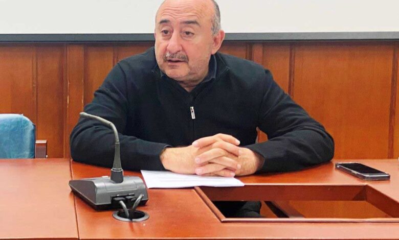 Τελεσίγραφο-Σακκά-στους-εργολάβους:-Τελειώνετε-ως-τις-17-Νοεμβρίου