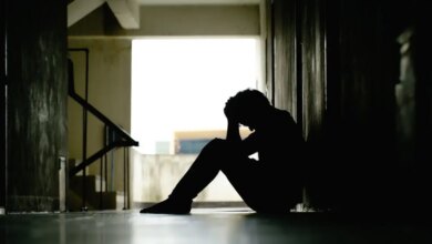 Βόλος:-Οι-καταθέσεις-που-«καίνε»-τον-λιμενικό-που-κατηγορείται-για-ασέλγεια-σε-ανήλικους-–-Τα-ραντεβού-με-άλλους-νεαρούς-στο-σπίτι