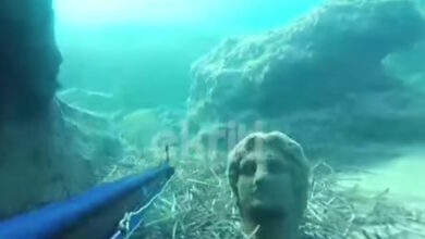 Κρήτη:-Ψαροντουφέκας-βρήκε-άγαλμα-στο-βυθό-της-θάλασσας