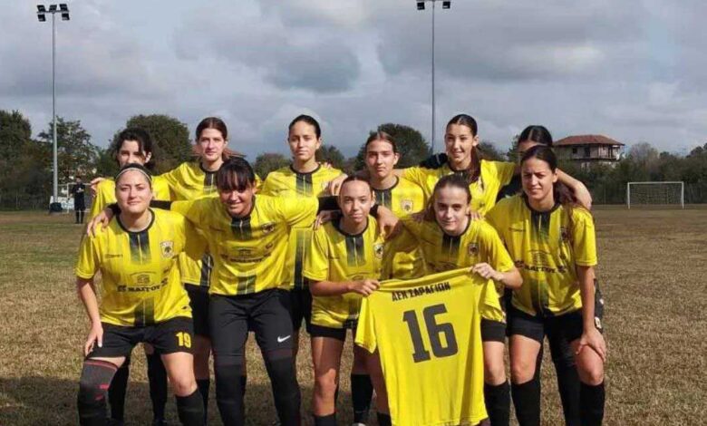 ΑΕΚ-Σαραγίων:-Αφιέρωση-στην-απούσα-Χριστίνα-Στρίβα