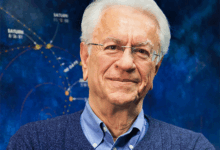 o-Σταμάτης-Κριμιζής-στα-Τρίκαλα-–-Εκδήλωση-από-το-“Καφέ-της-Επιστήμης-της-Περιφέρειας-Θεσσαλίας”