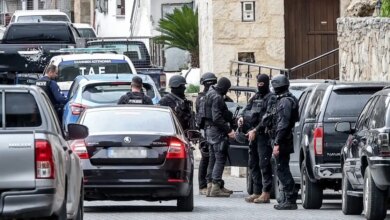 Μακελειό-στα-Βορίζια:-«Όπλα-σηκώθηκαν-από-το-πλήθος-προς-το-αυτοκίνητο-του-Καργάκη»-περιγράφει-αυτόπτης-μάρτυρας