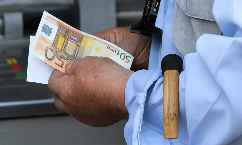 Συντάξεις-Δεκεμβρίου-2025:-Πότε-πληρώνονται-κύριες-και-επικουρικές