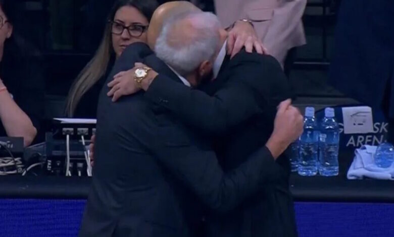 Βασίλης-Σπανούλης-και-Ζέλικο-Ομπράντοβιτς-αγκαλιάστηκαν-μετά-από-15-χρόνια