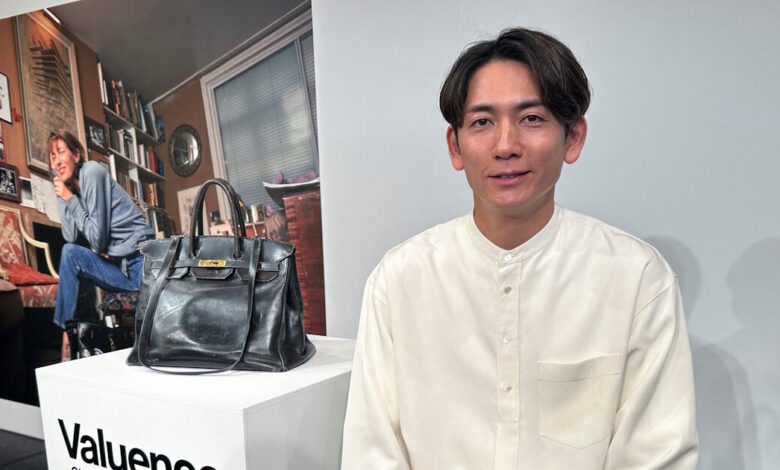 Ιαπωνία:-Παρουσιάστηκε-στο-Τόκιο-η-original-τσάντα-birkin-αφού-εταιρεία-την-αγόρασε-στην-τιμή-ρεκόρ-των-8,6-εκατ-ευρώ