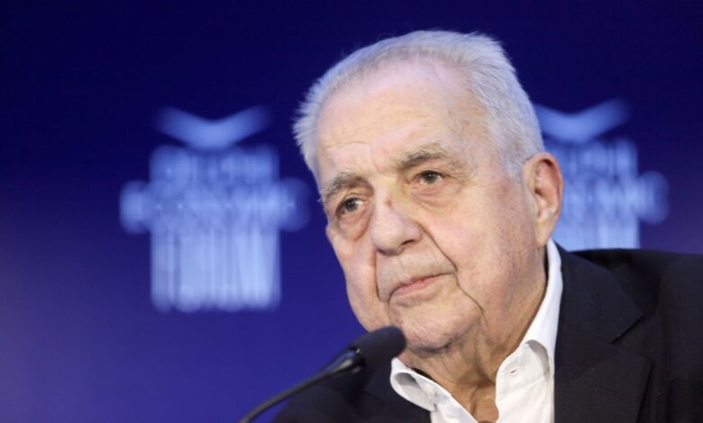 Αλέκος-Φλαμπουράρης:-Την-Πέμπτη-στο-Πάρκο-Ελευθερίας-η-πολιτική-κηδεία