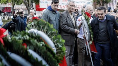Αλέξης-Τσίπρας-για-Πολυτεχνείο:-Οι-εξεγέρσεις-δεν-μπαίνουν-σε-μουσεία