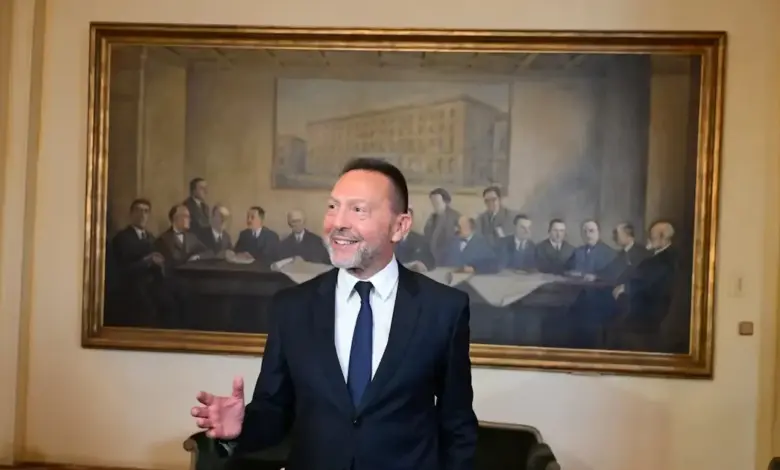 Στουρνάρας:-«Φρένο»-στην-περαιτέρω-μείωση-των-επιτοκίων-–-Το-επιτόκιο-είναι-στο-2%,-μια-σημαντική-χαλάρωση-των-όρων-χρηματοδότησης