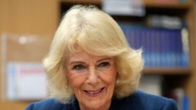 Βασίλισσα-Καμίλα:-Το-μάλλον-άστοχο-σχόλιο-σε-ηθοποιό-για-το-βάρος-της-–-«Δεν-έχεις-χάσει-πολλά-κιλά;»