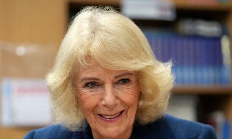 Βασίλισσα-Καμίλα:-Το-μάλλον-άστοχο-σχόλιο-σε-ηθοποιό-για-το-βάρος-της-–-«Δεν-έχεις-χάσει-πολλά-κιλά;»