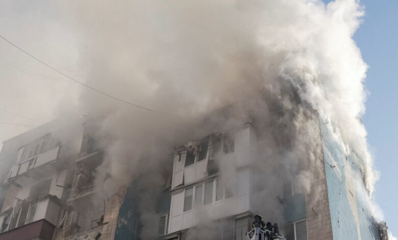 Ουκρανία:-9-νεκροί-από-ρωσική-επίθεση-στην-Τερνοπίλ-–-Χτύπησαν-πολυκατοικίες