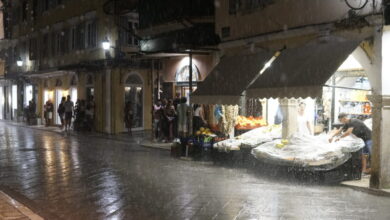 Καιρός:-Εμμονικές-και-επικίνδυνες-καταιγίδες-στα-βορειοδυτικά,-χειμώνας-από-την-Κυριακή