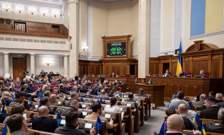 Ουκρανία:-Το-κοινοβούλιο-απέπεμψε-τους-υπουργούς-Ενέργειες-και-Δικαιοσύνης-που-κατηγορούνται-για-διαφθορά
