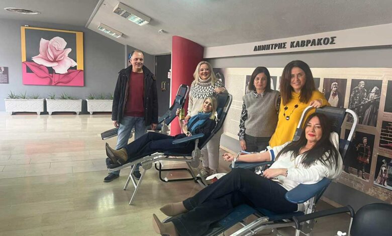 Εθελοντική-αιμοδοσία-δημοτικών-υπαλλήλων-στα-Τρίκαλα