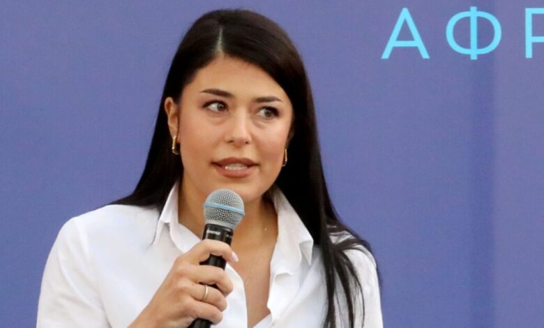 Η-Αφροδίτη-Λατινοπούλου-απορρίπτει-τα-σενάρια-συνεργασίας-με-τον-Αντώνη-Σαμαρά:-«Τον-εκτιμώ-αλλά-είμαστε-αυτόνομοι»