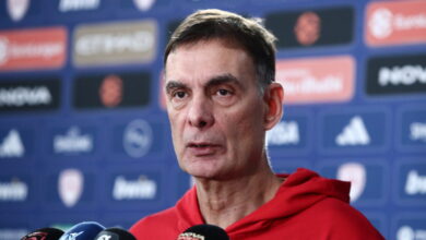 Μπαρτζώκας:-Το-ξέσπασμα-για-την-κριτική-από-το-youtube-στο-σουτ-του-Βεζένκοφ-και-το-«θα-είχα-πάρει-ήδη-γκαρντ»