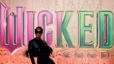 Σίνθια-Ερίβο:-«Ο-πατέρας-μου-ήταν-πάντα-απών,-με-άφησε-μόνη-σε-ένα-σταθμό-του-μετρό-στο-Λονδίνο,-έκτοτε-δεν-ξαναμιλήσαμε»