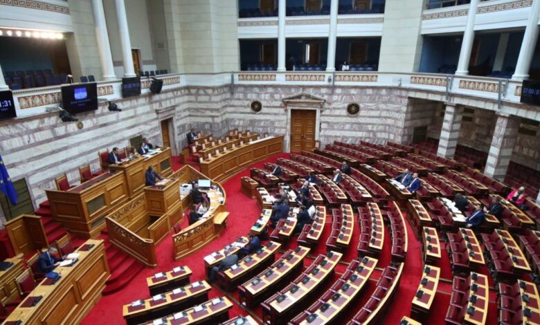 Δημοσκόπηση-metron-analysis:-Η-ΝΔ-προηγείται-με-15,8-μονάδες-του-ΠΑΣΟΚ-–-Τι-λένε-οι-πολίτες-για-νέα-κόμματα-από-Τσίπρα-και-Σαμαρά