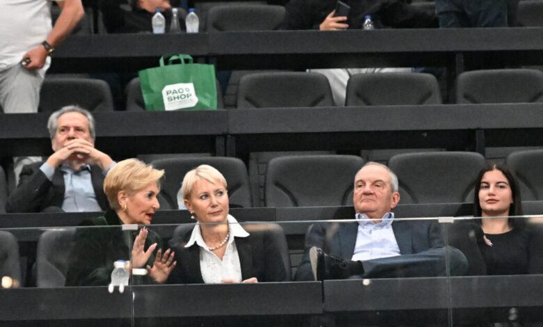 Κώστας-Καραμανλής-και-Νατάσα-Παζαΐτη-είδαν-από-κοντά-το-Παναθηναϊκός-–-dubai-bc-στη-euroleague