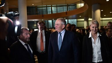 Ο-Κώστας-Καραμανλής-σε-εκδήλωση-του-Ελληνοκινεζικού-Επιμελητηρίου:-Αμοιβαία-τα-οφέλη-από-τις-σχέσεις-των-δύο-χωρών-–-Τα-«καρφιά»-για-την-κυβέρνηση-Μητσοτάκη