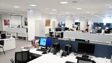 Προϋπολογισμός-2026:-Οριζόντιες-αυξήσεις-για-τους-δημόσιους-υπάλληλους-και-ειδικά-μισθολόγια-σε-ένστολους