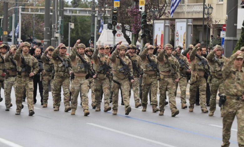 Τέθηκε-σε-διαβούλευση-το-νέο-Σχέδιο-Νόμου-για-τις-Ένοπλες-Δυνάμεις-–-Τι-αλλάζει-για-στελέχη,-μισθούς,-εκπαίδευση-και-στράτευση