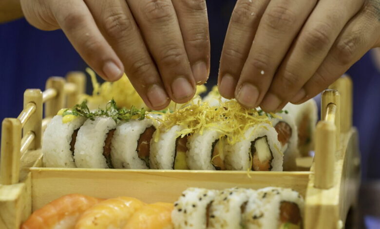 Θεσσαλονίκη:-22χρονος-έπαθε-μόλυνση-μετά-από-κατανάλωση-σούσι-–-Πρόκειται-για-την-πρώτη-που-σημειώνεται-στην-Ελλάδα