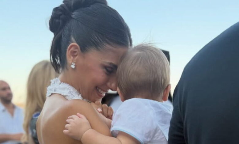 Ο-Κωνσταντίνος-Αργυρός-και-η-Αλεξάνδρα-Νίκα-γιορτάζουν-τα-πρώτα-γενέθλια-του-γιού-τους,-Βασίλη