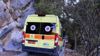 Τραγωδία-στην-Άρτα:-Νεκρός-44χρονος-που-έπεσε-από-μπαλκόνι,-στο-νοσοκομείο-η-αδερφή-του