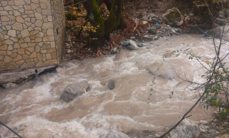 Κατολισθήσεις-σε-Γαρδίκι-και-Αθαμανία:-Προβλήματα-στον-δρόμο-Δέσης–Γαρδικίου