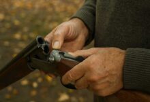 Άγιο-είχε-70χρονη-στα-Τρίκαλα:-Τραυματίστηκε-από-σκάγια-στην-αυλή-της