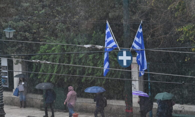 Καιρός-αύριο:-Τοπικές-βροχές,-νεφώσεις-και-πτώση-της-θερμοκρασίας-που-δεν-ξεπερνά-τους-22-βαθμούς
