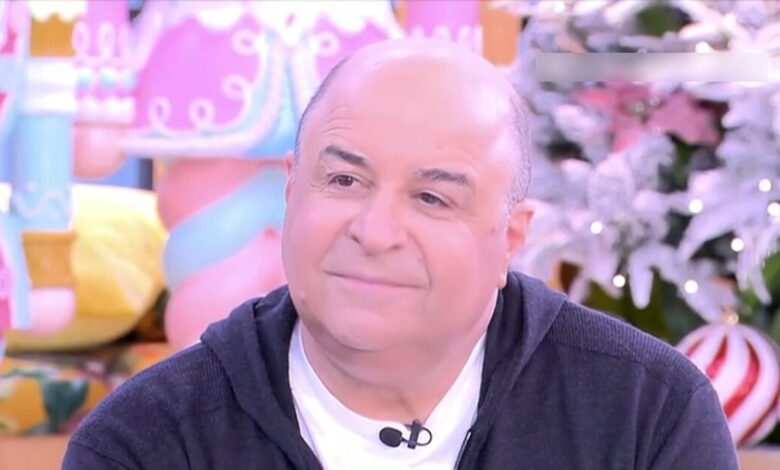 Μάρκος-Σεφερλής:-«Είναι-στα-άμεσα-σχέδιά-μου-μία-κωμική-σειρά-στην-τηλεόραση-–-Θα-παρακολουθείτε-τις-παραστάσεις-μου-εκεί»