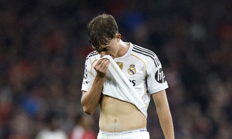 Ολυμπιακός-–-Ρεάλ-Μαδρίτης:-Εκτός-και-ο-Χάουσεν,-με-επτά-απουσίες-η-αποστολή-των-«μερένγκες»