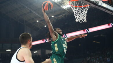 Ο-Κένεθ-Φαρίντ-κατεδάφισε-την-μπασκέτα-στο-Παναθηναϊκός-–-Παρτίζαν