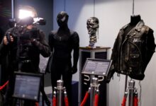 Δημοπρασία-1.350-αντικειμένων-από-διάσημες-ταινίες-του-Χόλυγουντ