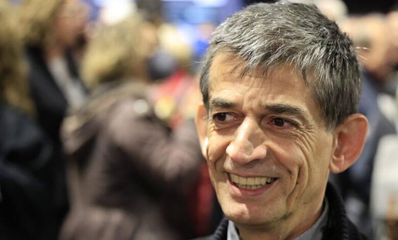 Ο-Νίκος-Καρανίκας-«στοχοποιεί»-το-περιβάλλον-Τσίπρα-–-«Ήθελαν-να-αλλάξουν-τον-κόσμο-αλλά-δεν-πήραν-χαμπάρι-ότι-ο-κόσμος-άλλαξε»