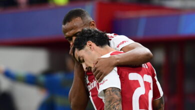 Ο-Τσικίνιο-αποχώρησε-τραυματίας-και-δακρυσμένος-από-το-Ολυμπιακός-–-Ρεάλ-Μαδρίτης