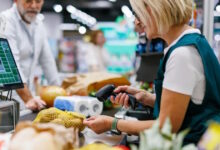 tι-αλλάζει-στους-μισθούς-με-τις-νέες-κλαδικές-συλλογικές-συμβάσεις