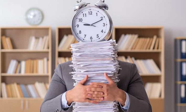 Σύνταξη-εξπρές-για-χιλιάδες-δημοσίους-υπαλλήλους