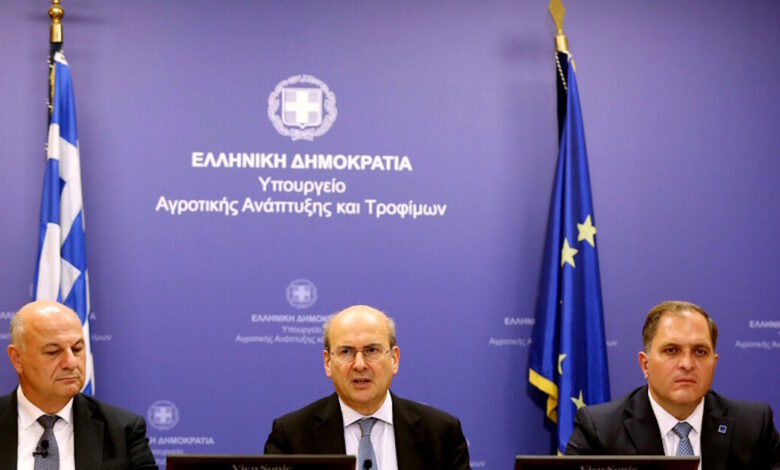 Νέα-εποχή-για-το-σύστημα-επιδοτήσεων-και-τις-πληρωμές-στους-αγρότες-–-Όλη-η-συνέντευξη-Τύπου-στο-υπουργείο-Αγροτικής-Ανάπτυξης