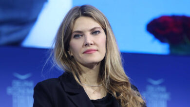 qatargate:-Νέα-μαρτυρία-«καίει»-την-Εύα-Καϊλή-–-Παρούσα-όταν-προσφέρθηκε-μίζα-για-διαμέρισμα-στις-Βρυξέλλες