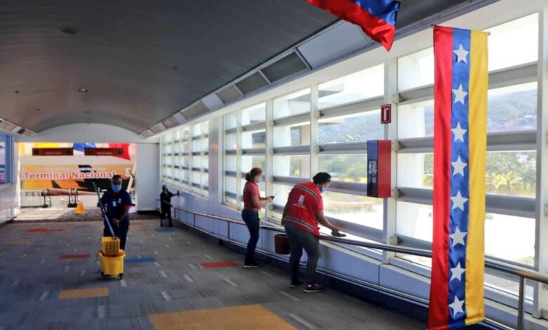 Η-Βενεζουέλα-αποβάλλει-τις-αεροπορικές-που-έπαυσαν-δρομολόγια-μετά-από-οδηγία-των-ΗΠΑ